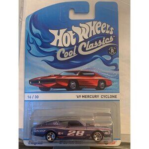 Hot Wheels Cool Classics 69 Mercury Cyclone Purple Die-Cast Car 16/30 New